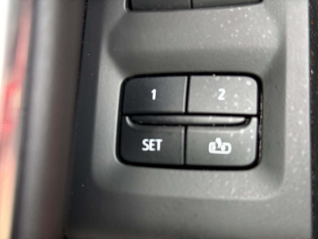 Used 2022 Chevrolet Suburban Z71 w/ Z71 Off-Road Package image 16