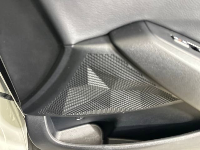 Used 2024 Kia Seltos S image 29