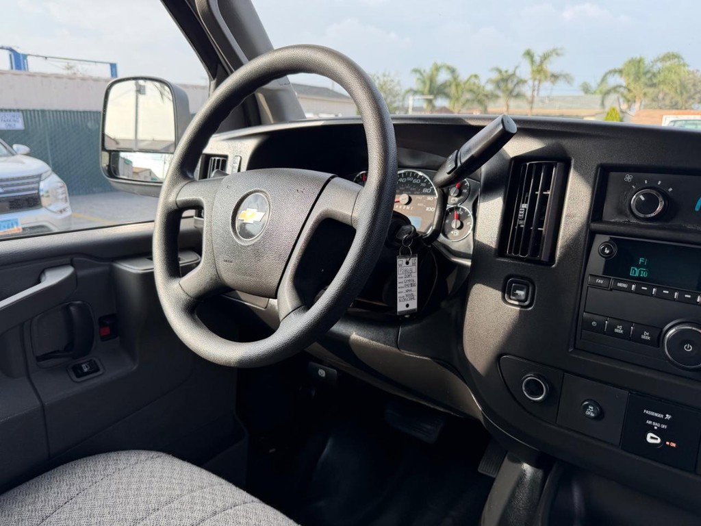 Used 2019 Chevrolet Express 2500 image 23