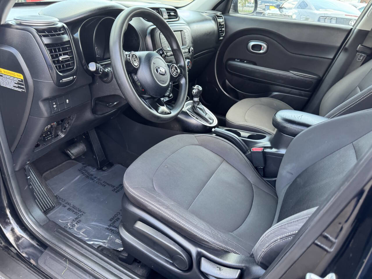 Used 2017 Kia Soul image 24