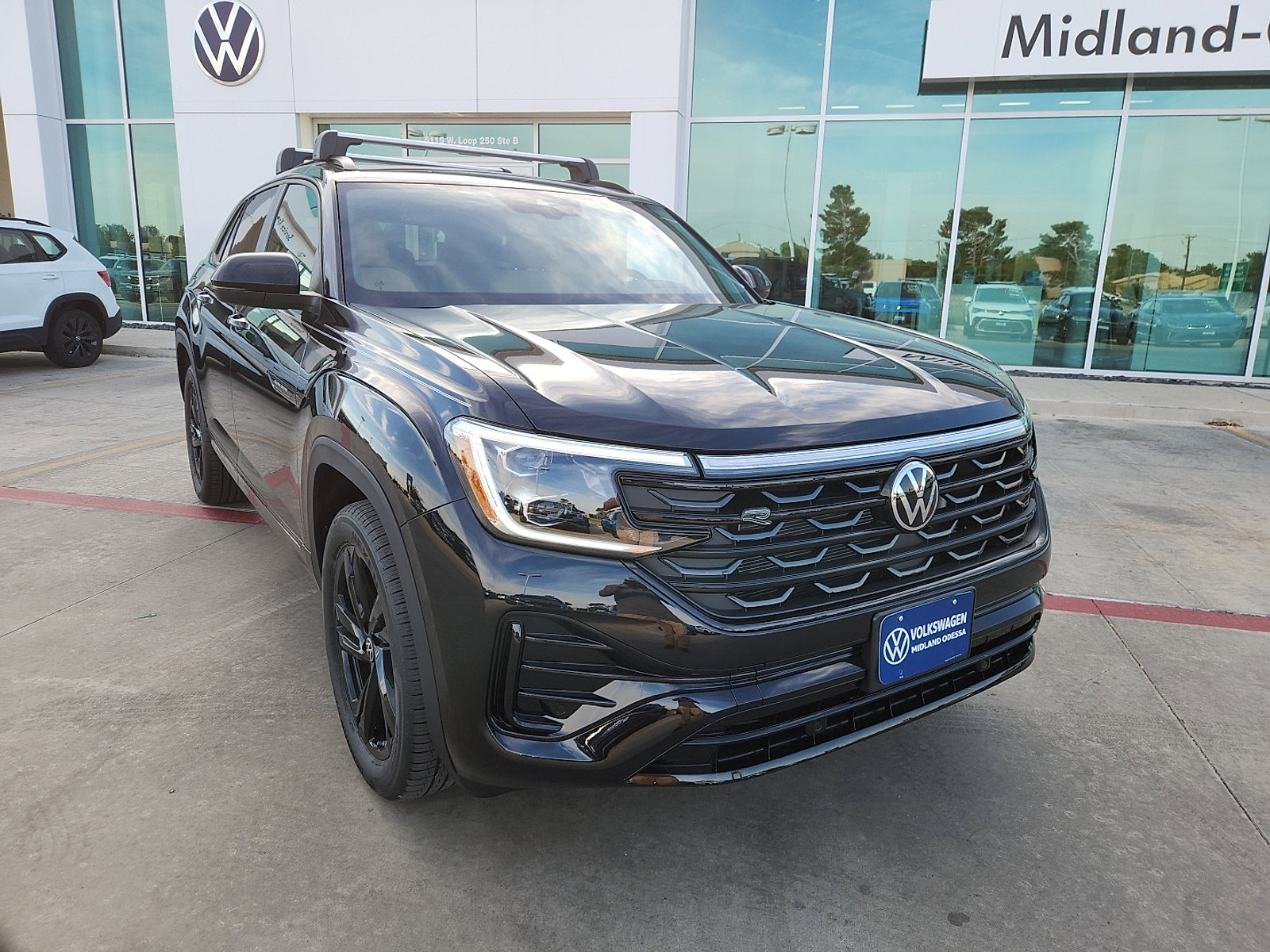 New 2026 Volkswagen Atlas Cross Sport SEL R-Line