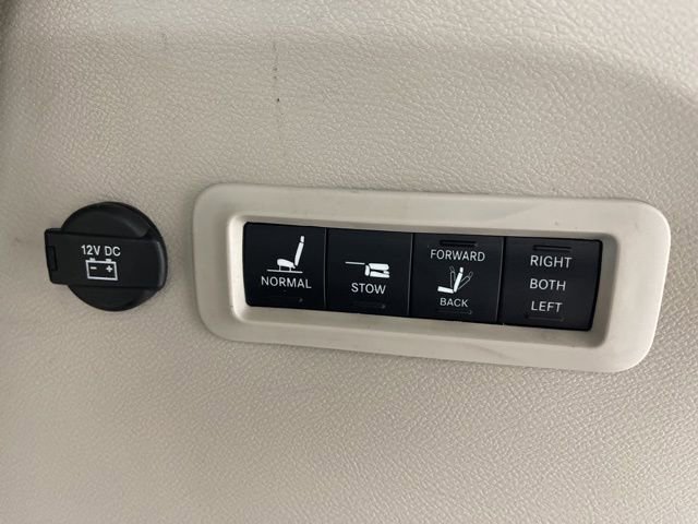 Used 2021 Chrysler Pacifica Limited w/ Premium & Safety Sphere Group AWD/4WD image 3