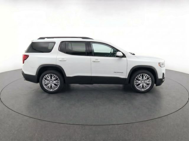 Used 2024 GMC Acadia Elevation FWD image 2