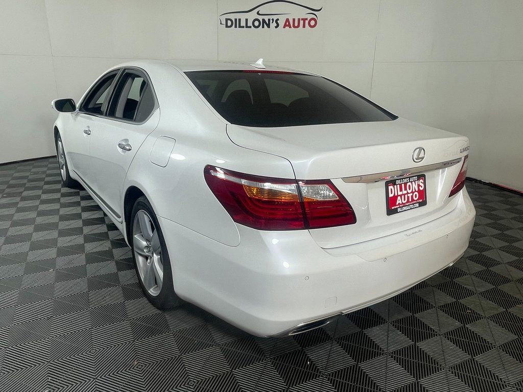 Used 2012 Lexus LS 460 w/ Comfort Pkg image 4