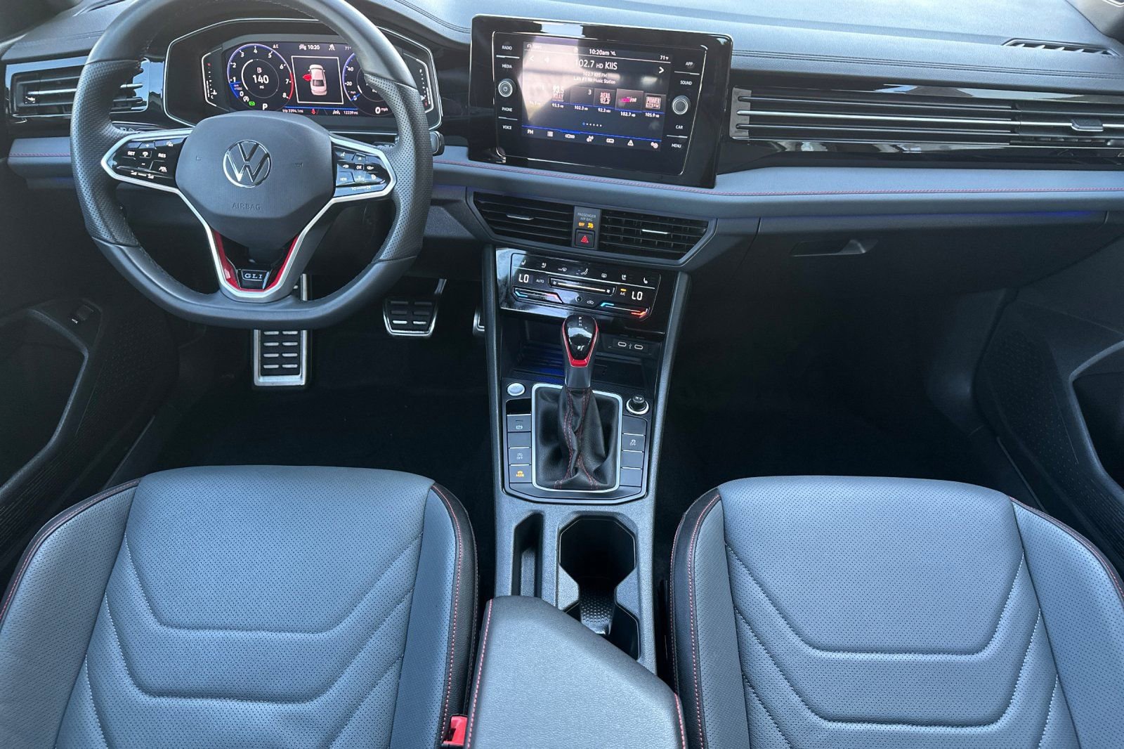 Used 2025 Volkswagen Jetta GLI Autobahn image 13