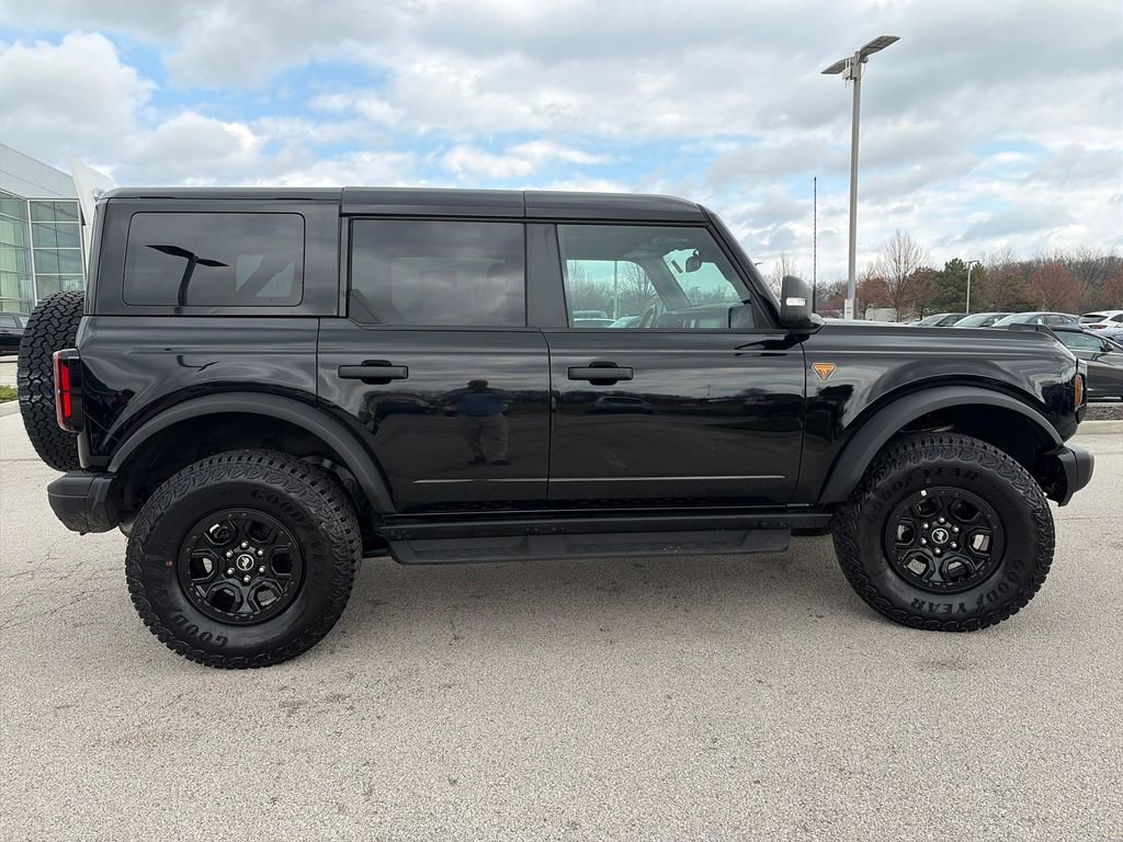 Used 2025 Ford Bronco Badlands AWD/4WD image 7