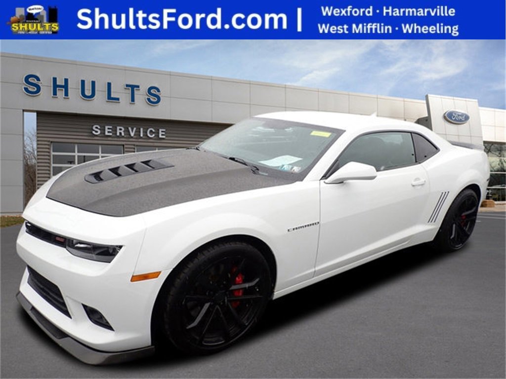 Used 2015 Chevrolet Camaro SS w/ SS Performance Package image 1