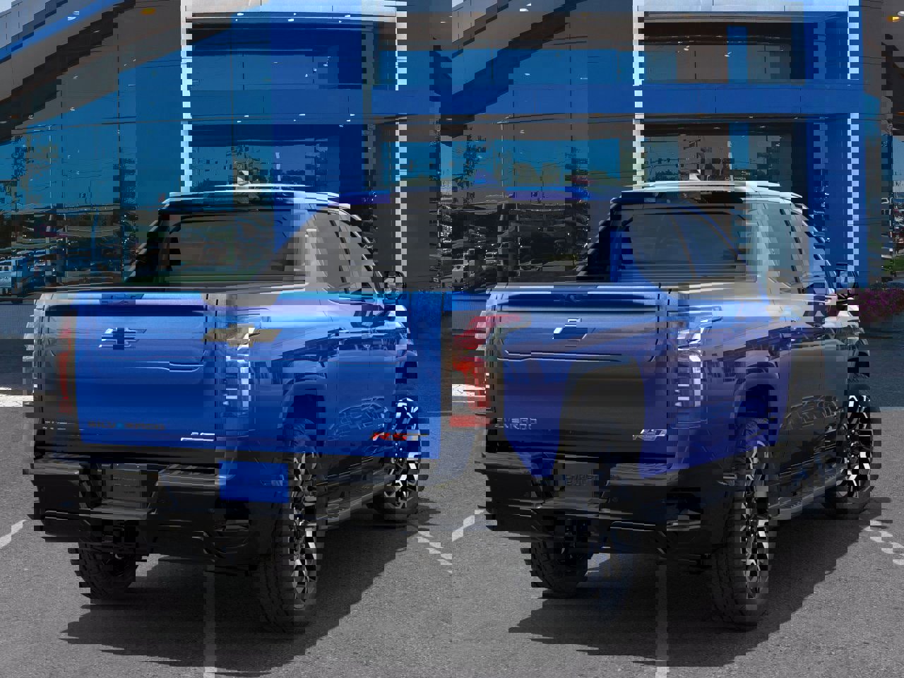New 2025 Chevrolet Silverado EV RST AWD/4WD image 4