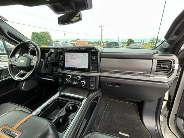 Used 2024 Ford F350 Platinum w/ Tremor Off-Road Package AWD/4WD image 42
