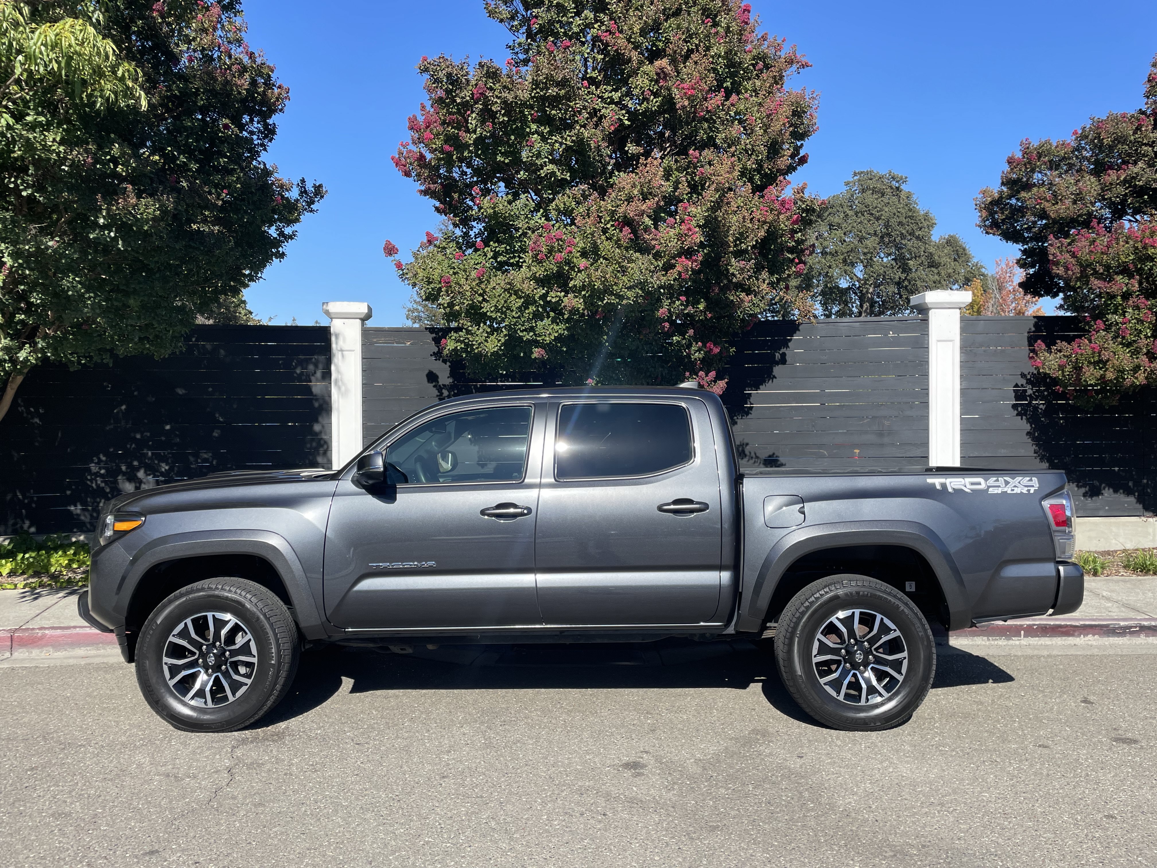 Used 2023 Toyota Tacoma TRD Sport w/ TRD Premium Sport Package AWD/4WD image 2