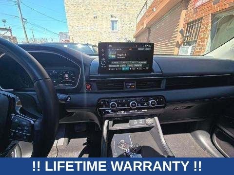 Used 2023 Honda Pilot Elite image 11