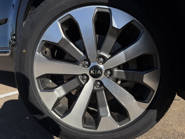 Used 2021 Kia Telluride EX w/ EX Premium Package FWD image 9
