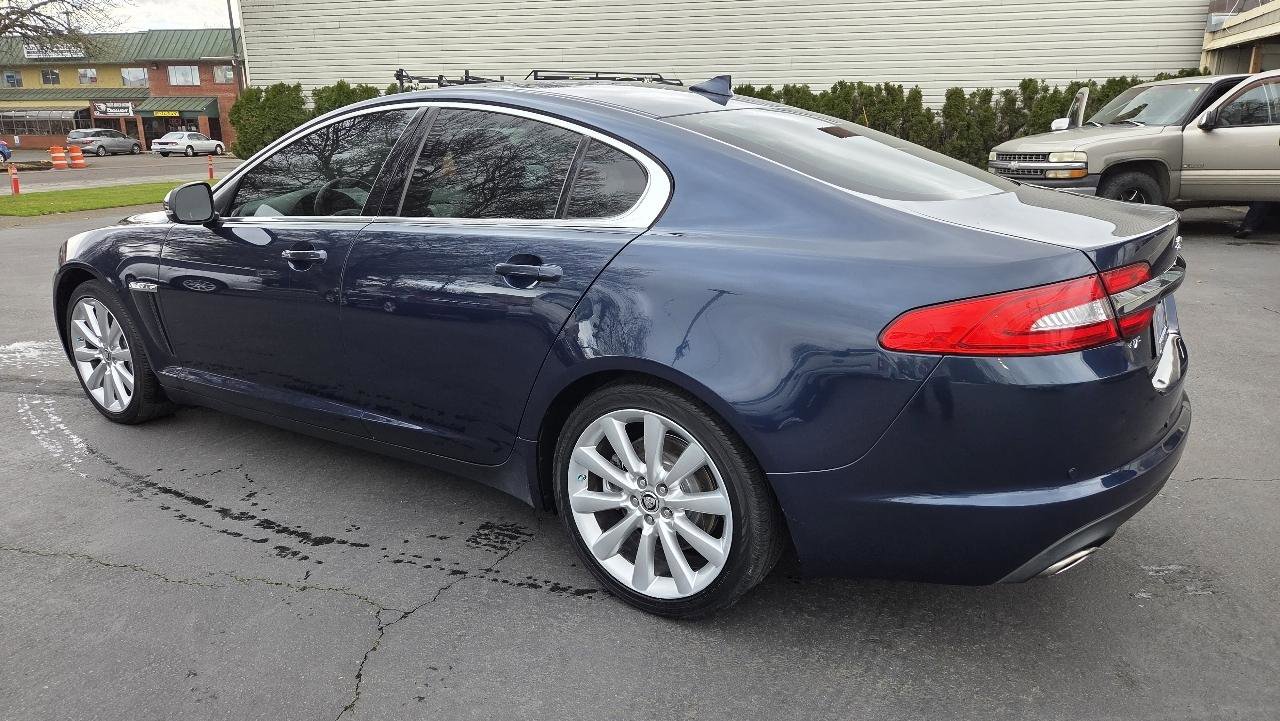 Used 2013 Jaguar XF 3.0 image 12