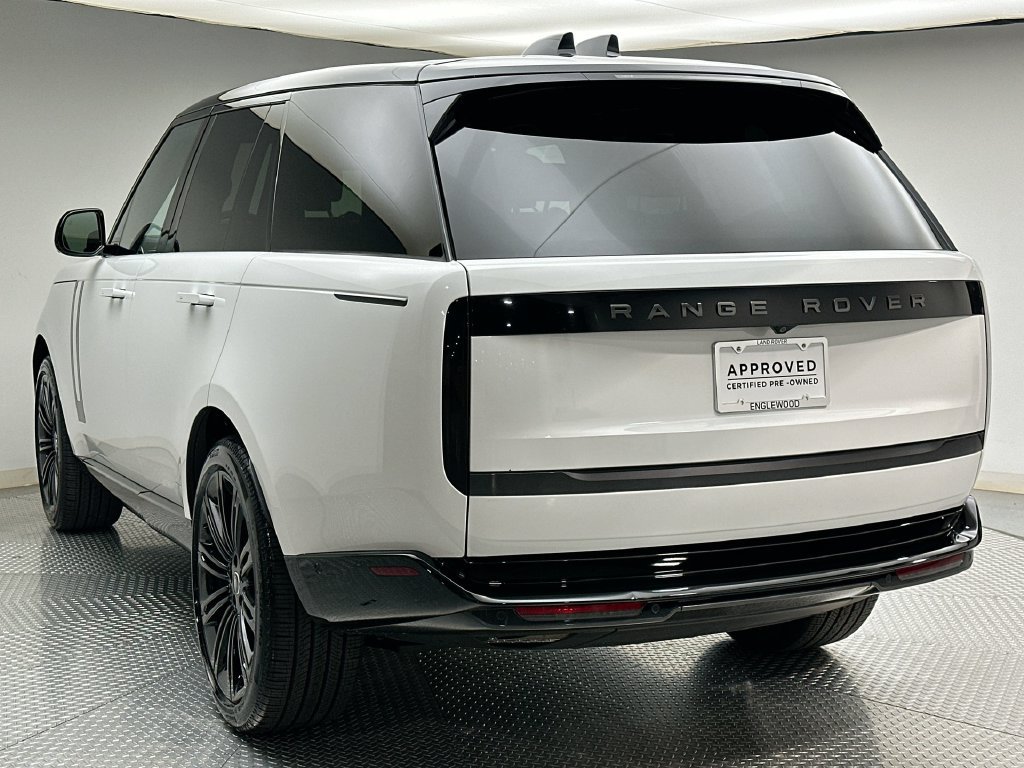 Certified 2025 Land Rover Range Rover SE AWD/4WD image 11
