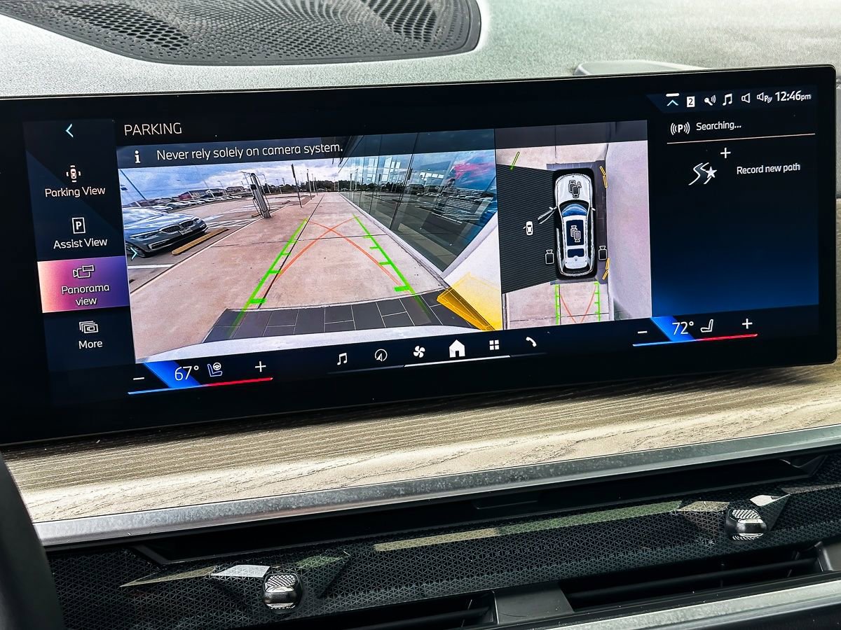 Certified 2024 BMW X7 xDrive40i w/ Executive Package image 21