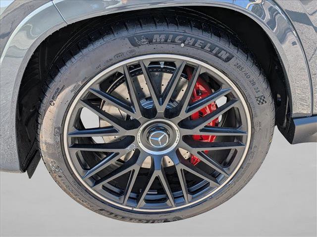 New 2026 Mercedes-Benz GLS 63 AMG 4MATIC image 9