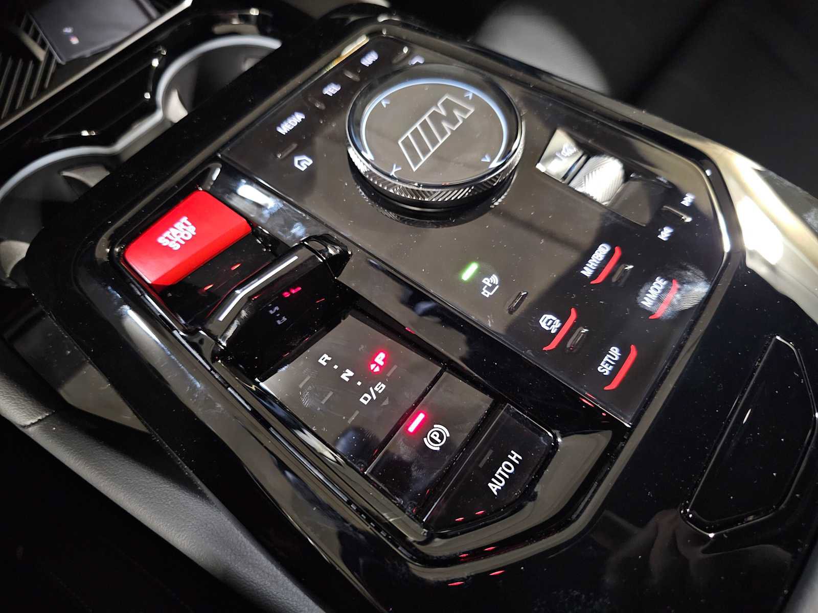 New 2026 BMW M5 w/ Carbon Package AWD/4WD image 23