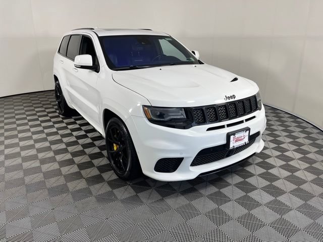 Used 2018 Jeep Grand Cherokee Trackhawk AWD/4WD image 3