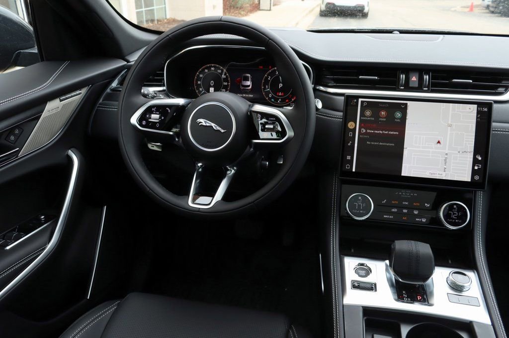 Used 2026 Jaguar F-PACE R-Dynamic S image 16