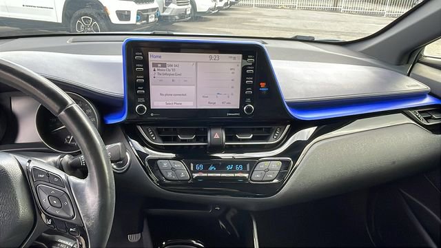 Used 2020 Toyota C-HR XLE image 15