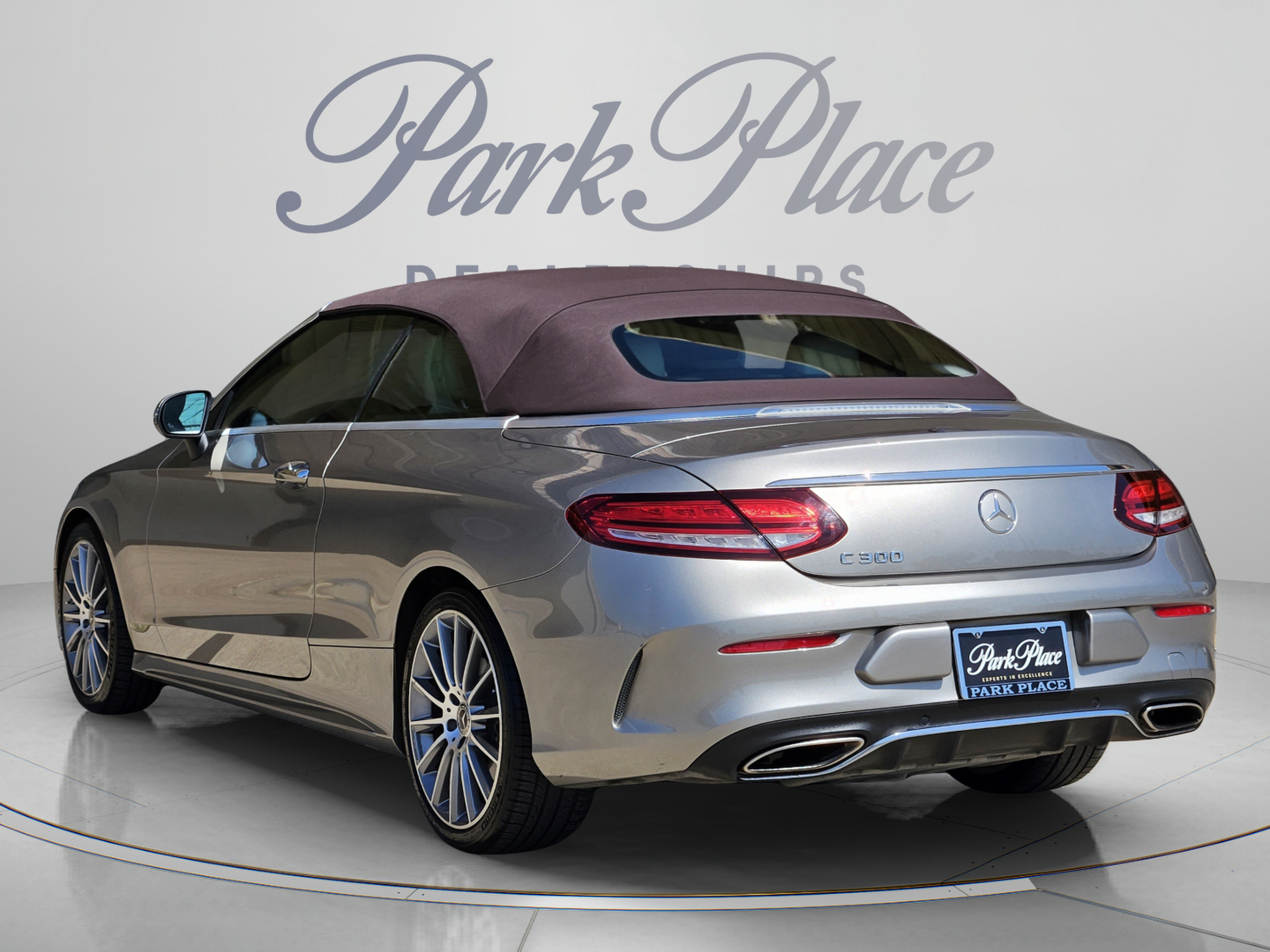 Used 2019 Mercedes-Benz C 300 Cabriolet image 3