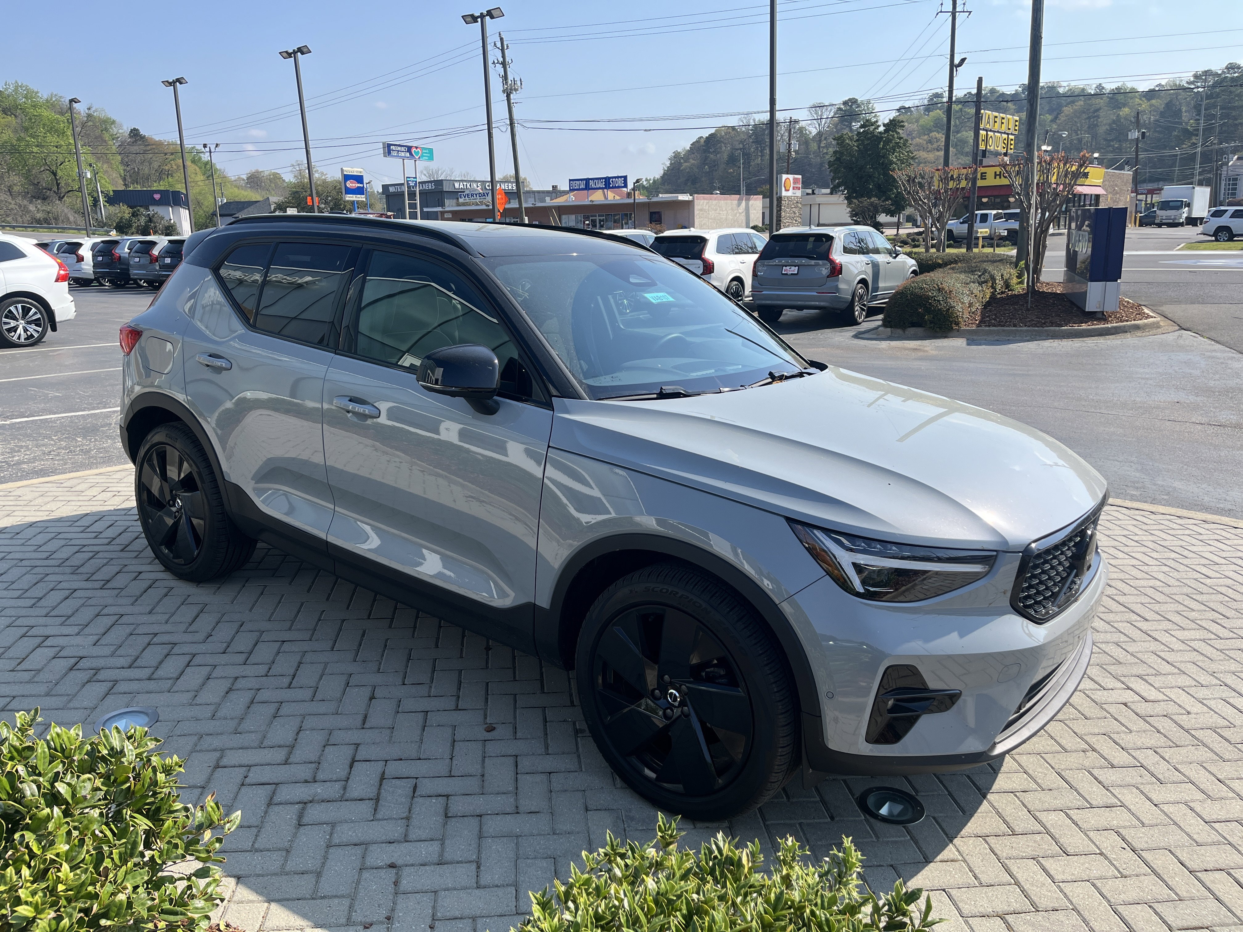 New 2026 Volvo XC40 B5 Ultra w/ Protection Package Premier image 6