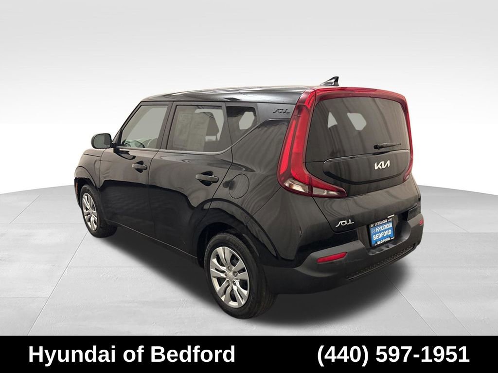 Used 2022 Kia Soul LX FWD image 7