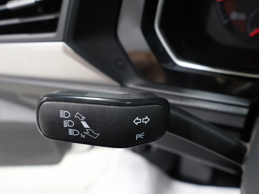 Used 2021 Volkswagen Jetta S image 33
