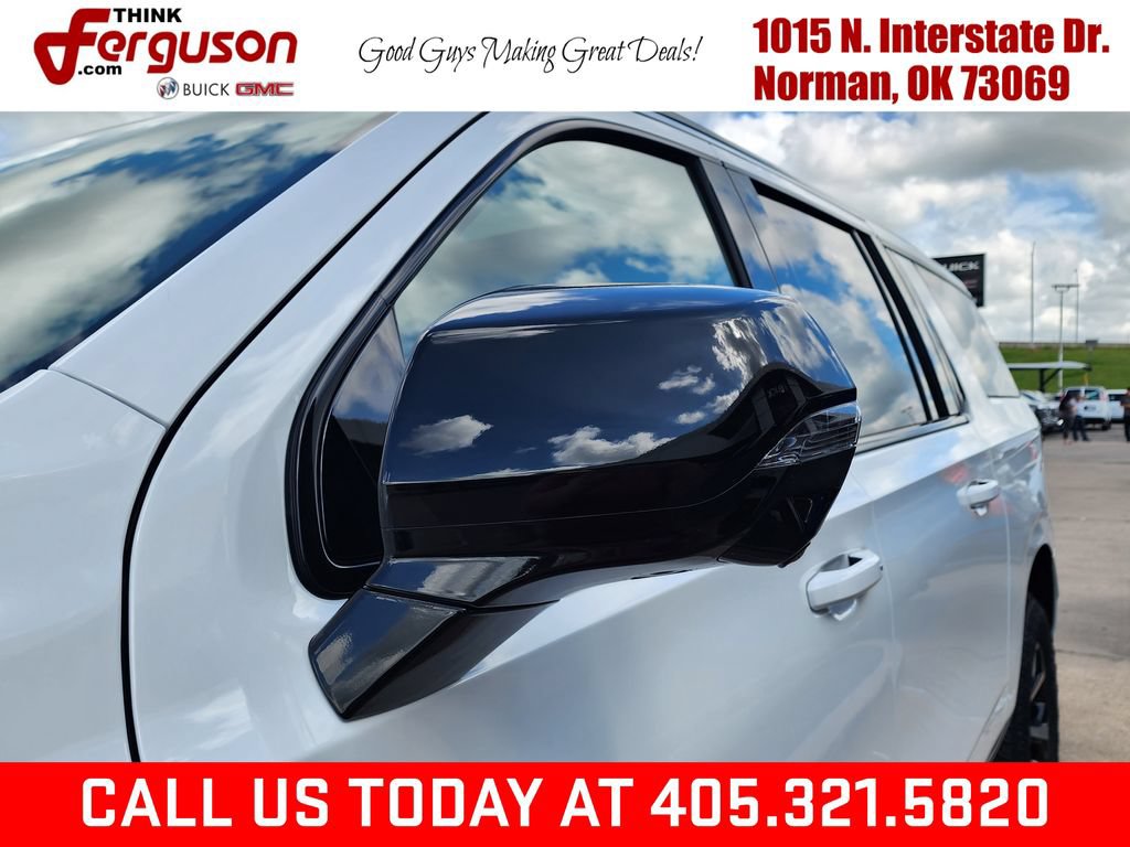 New 2026 GMC Yukon XL AT4 w/ AT4 Premium Plus Package AWD/4WD image 11