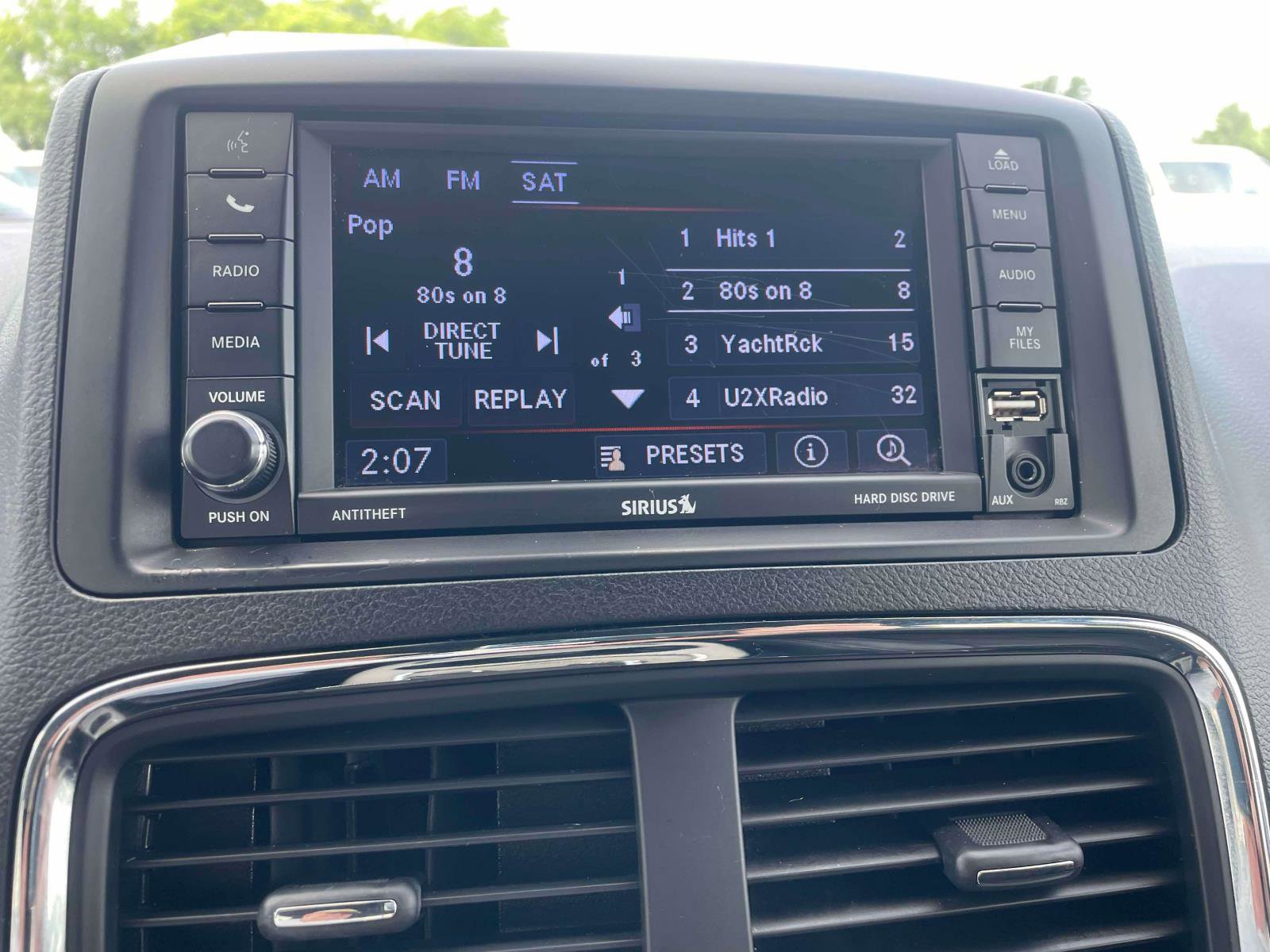 Used 2019 Dodge Grand Caravan SXT FWD image 9