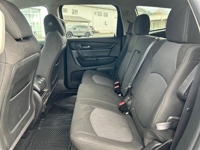 Used 2017 Chevrolet Traverse LT image 29