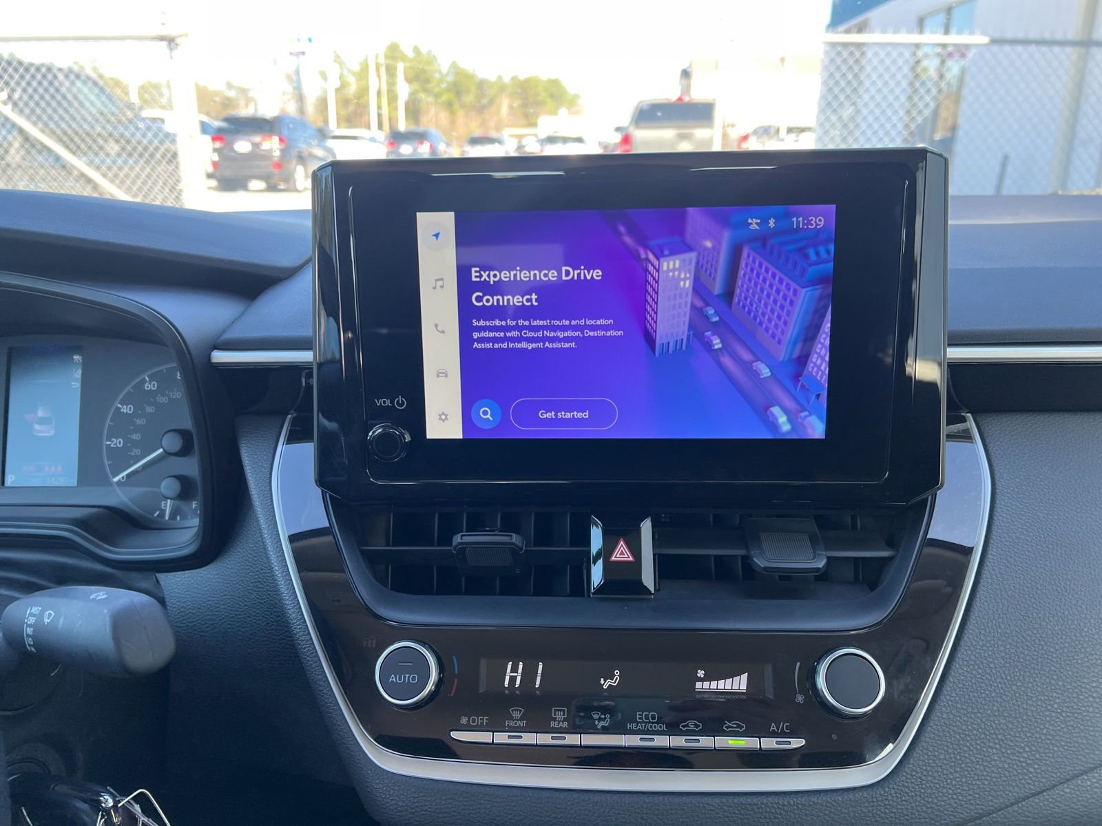 Used 2025 Toyota Corolla LE image 10