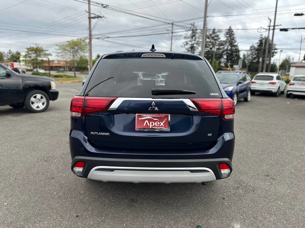 Used 2020 Mitsubishi Outlander SE AWD/4WD image 7