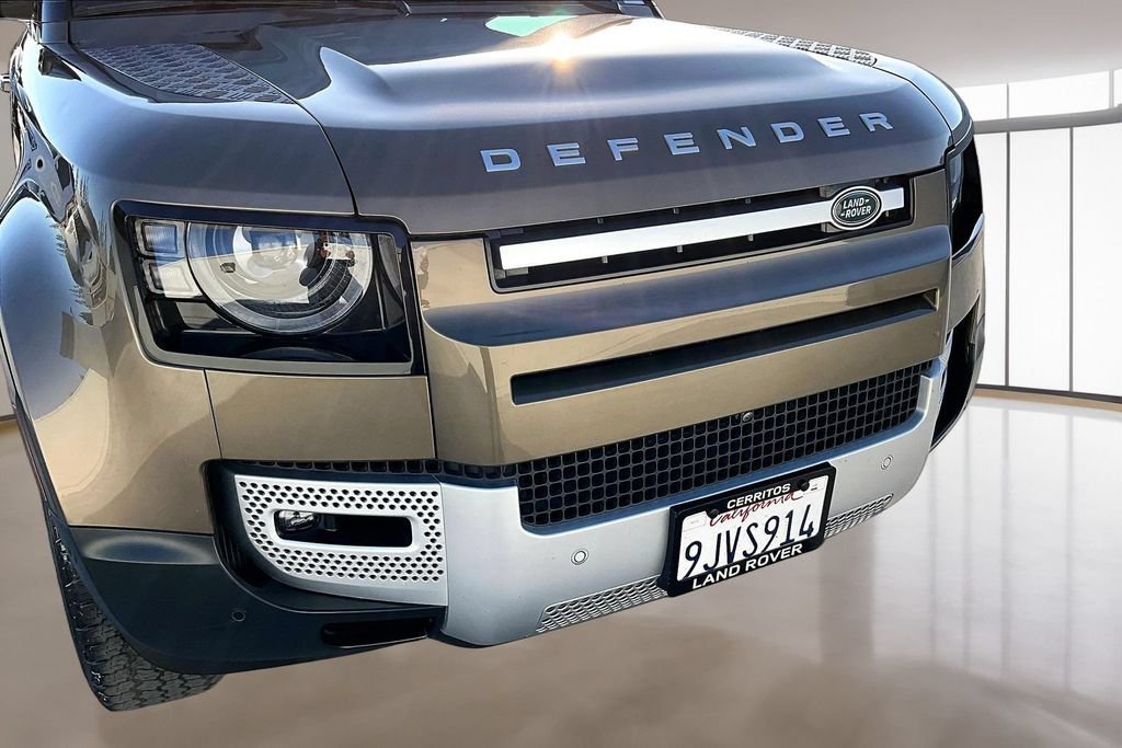 Certified 2024 Land Rover Defender 110 S AWD/4WD image 32