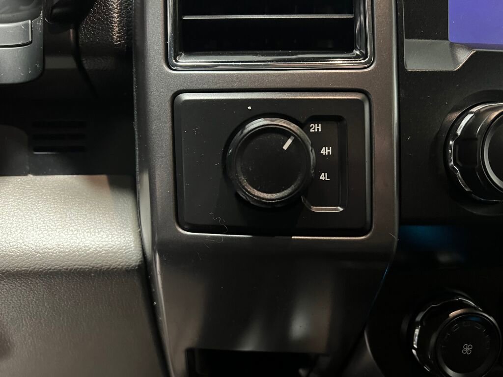 Used 2019 Ford F150 XLT w/ Equipment Group 302A Luxury image 14