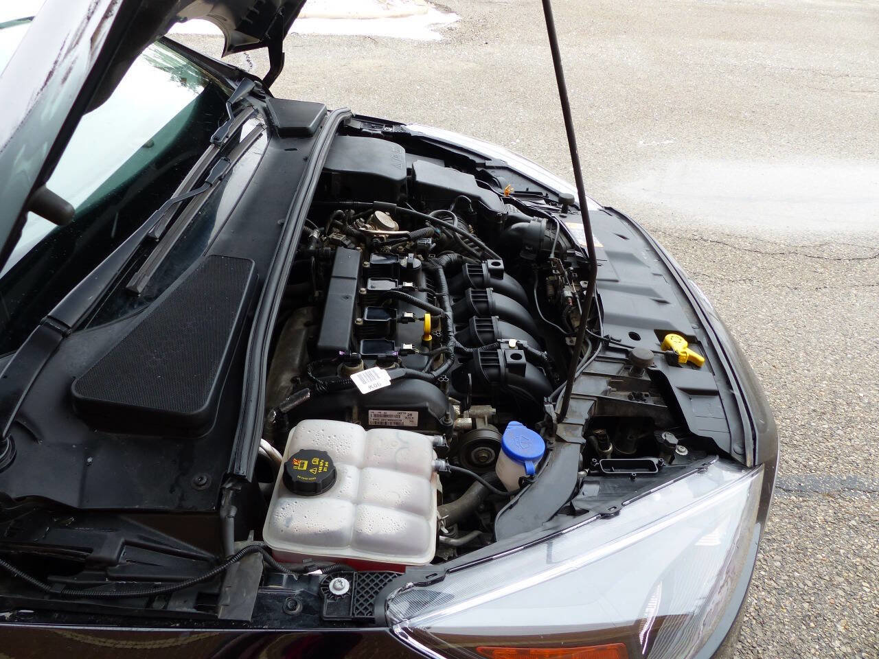 Used 2016 Ford Focus SE w/ Equipment Group 201A FWD image 16