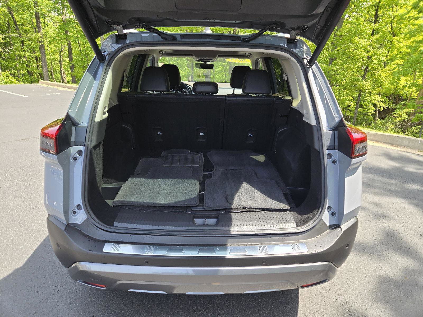 Used 2023 Nissan Rogue SL w/ SL Premium Package AWD/4WD image 9