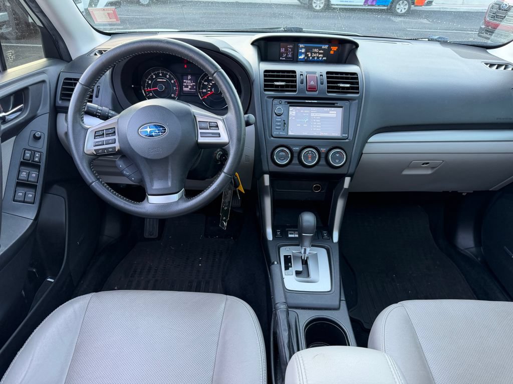 Used 2014 Subaru Forester 2.5i Touring w/ Popular Package #2 AWD/4WD image 7