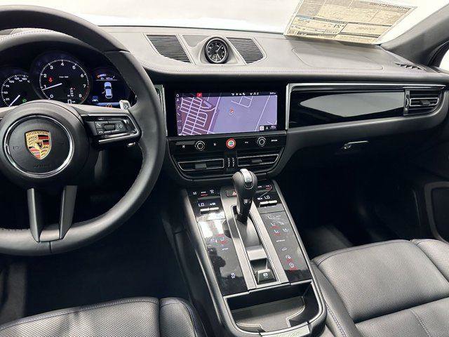 New 2025 Porsche Macan image 27