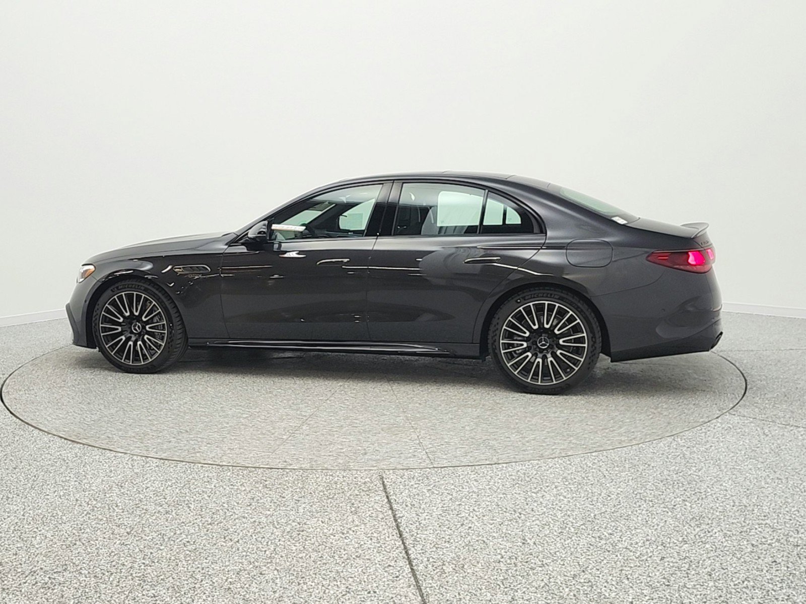 New 2026 Mercedes-Benz E 53 AMG e 4MATIC Sedan image 8