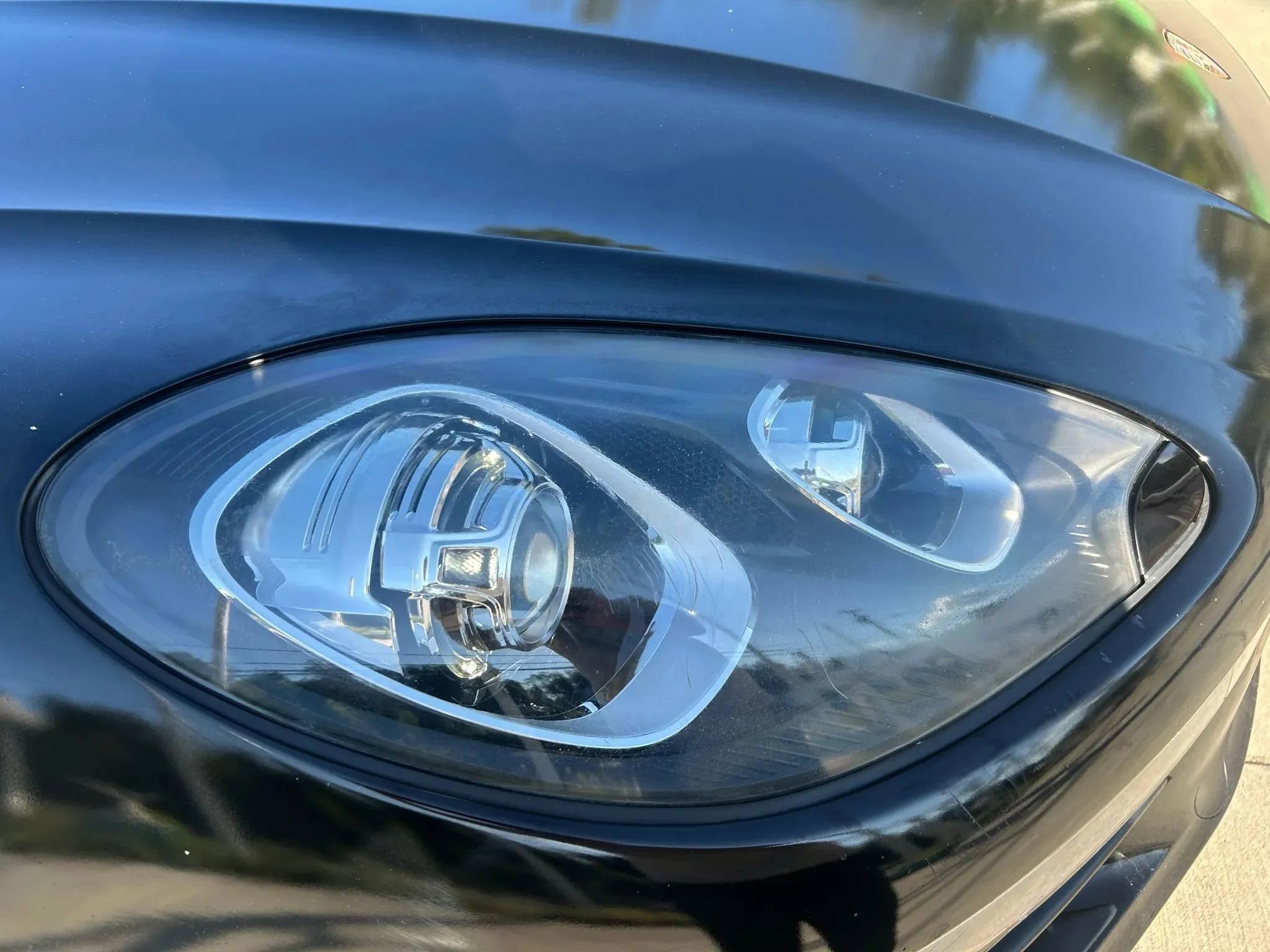 Used 2018 Porsche Macan AWD/4WD image 4
