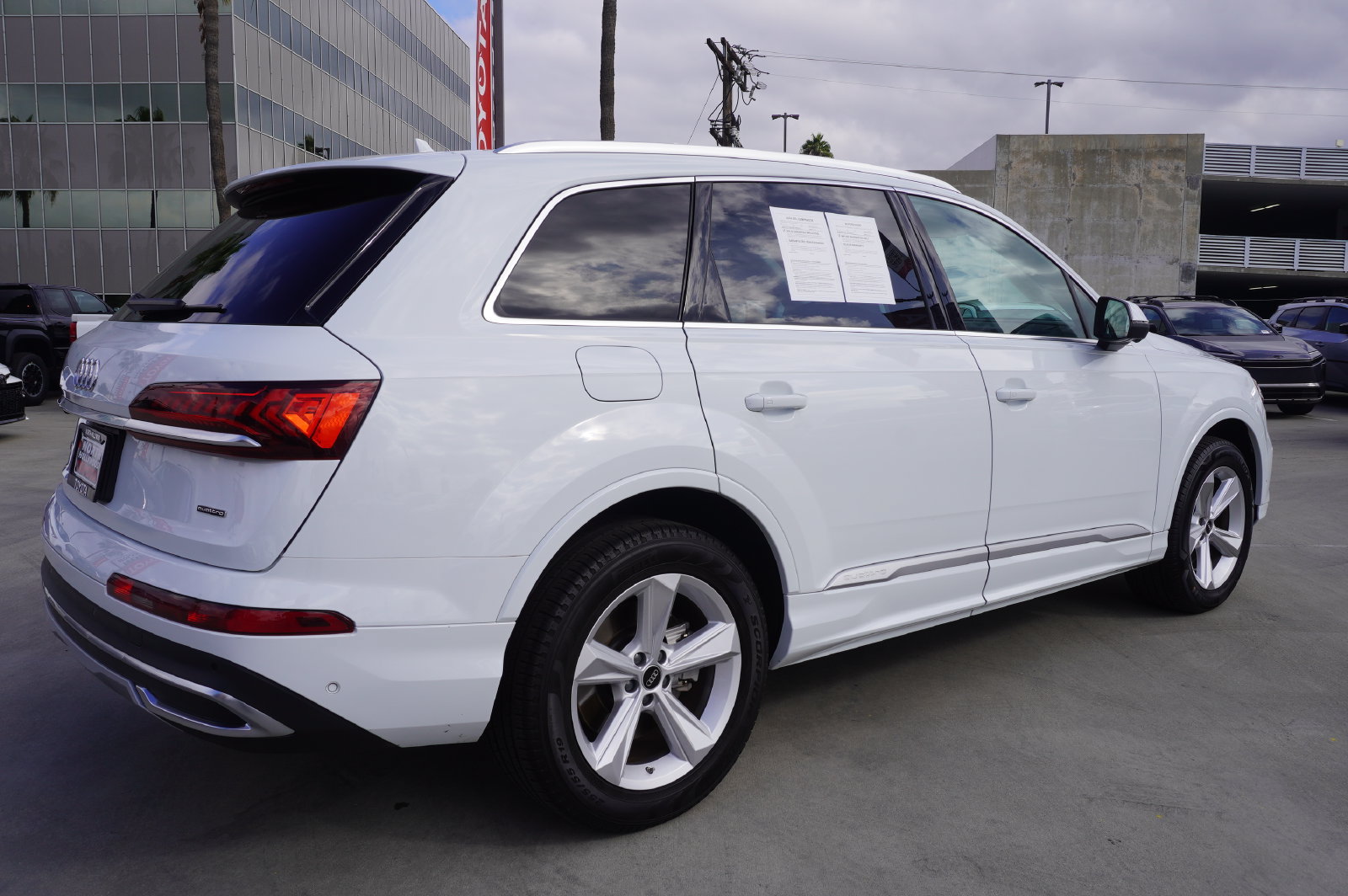 Used 2022 Audi Q7 3.0T Premium AWD/4WD image 7