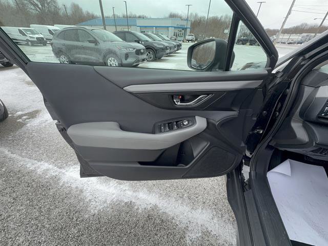 Used 2022 Subaru Outback Premium AWD/4WD image 11