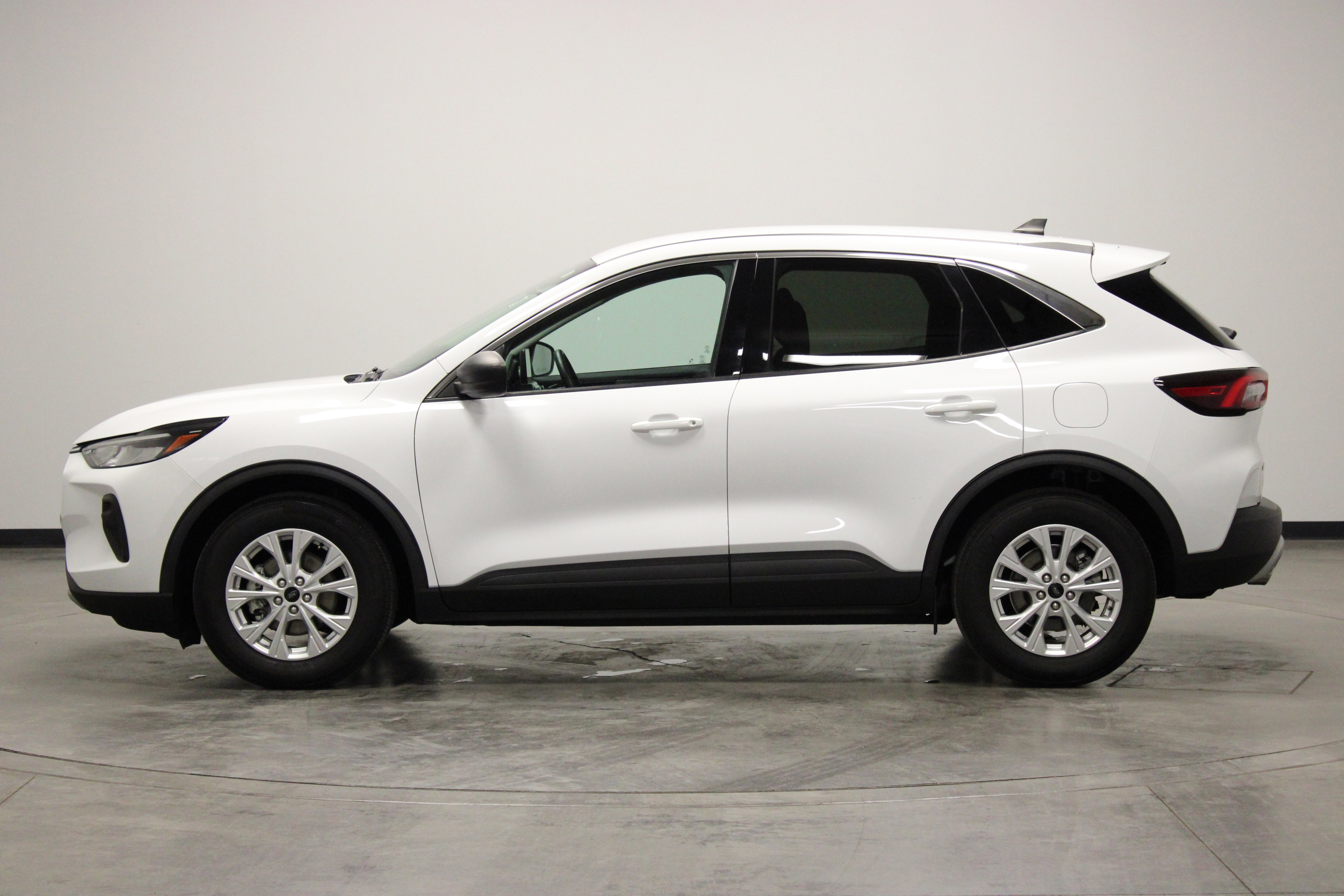 Used 2024 Ford Escape Active FWD image 5