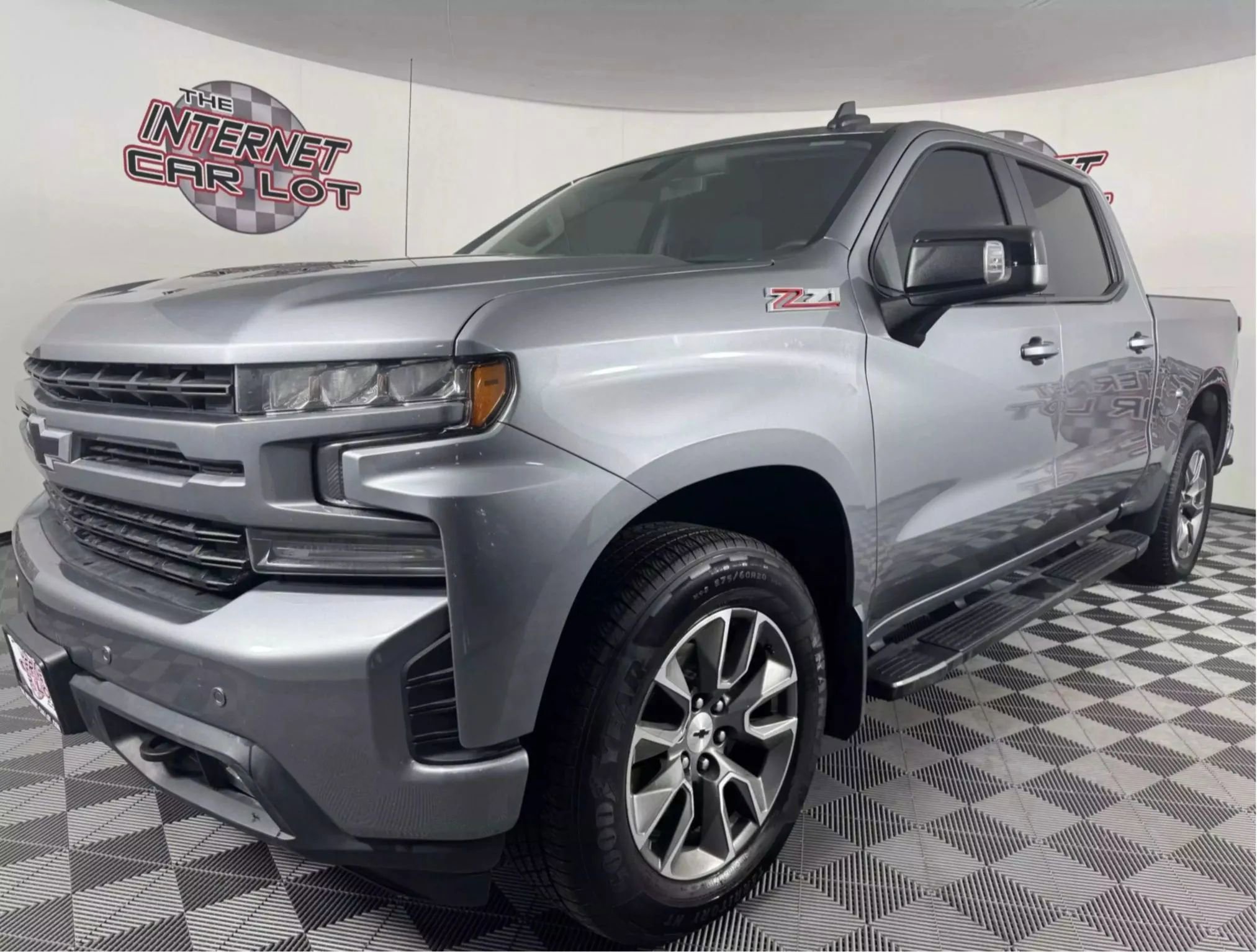 Used 2021 Chevrolet Silverado 1500 RST image 3