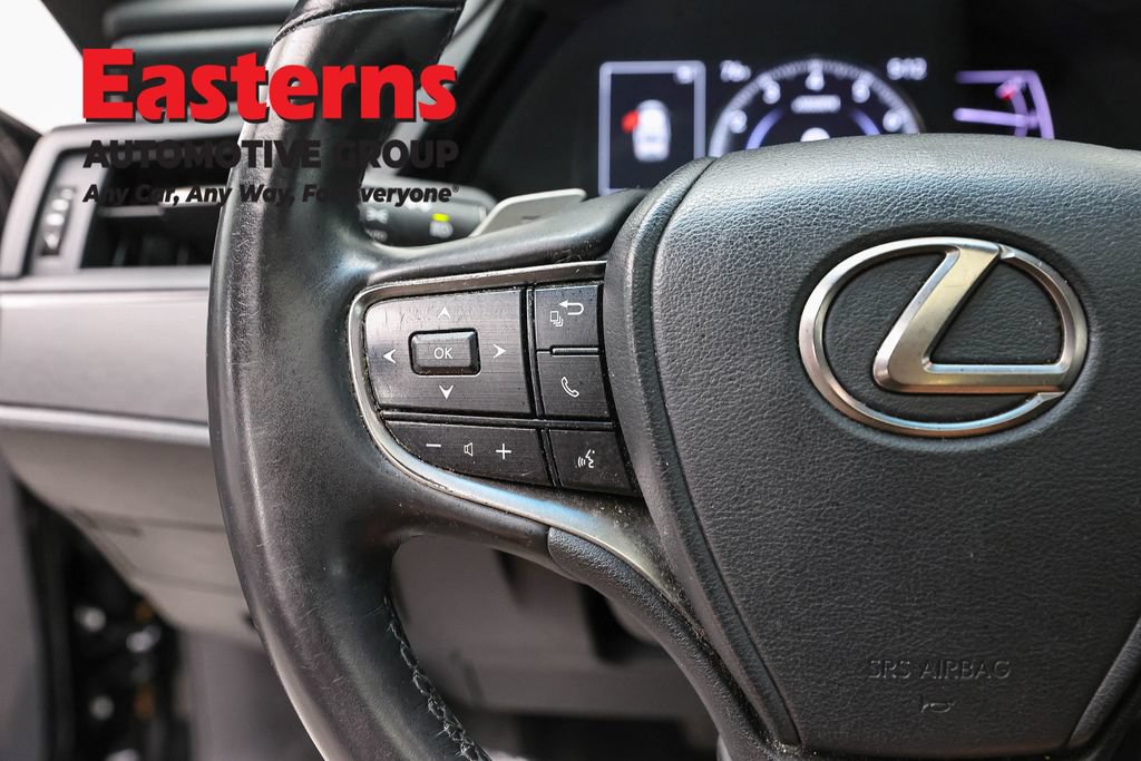 Used 2023 Lexus ES 350 w/ Premium Package FWD image 15