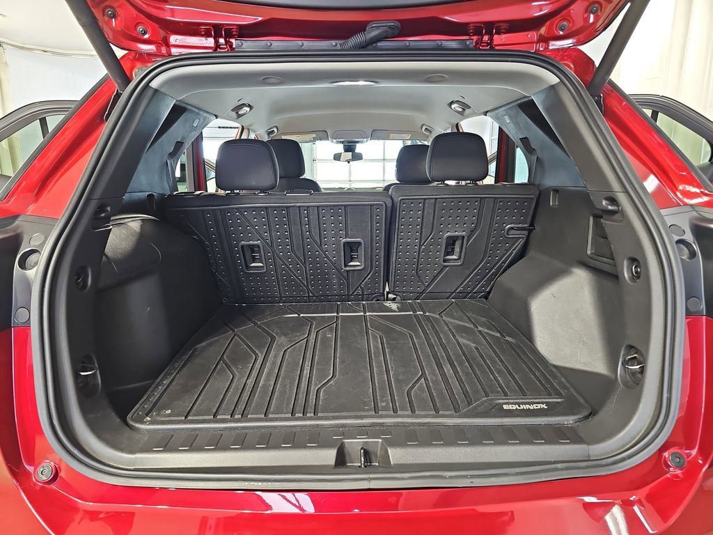Certified 2024 Chevrolet Equinox LT w/ LPO, Floor Liner Package image 15
