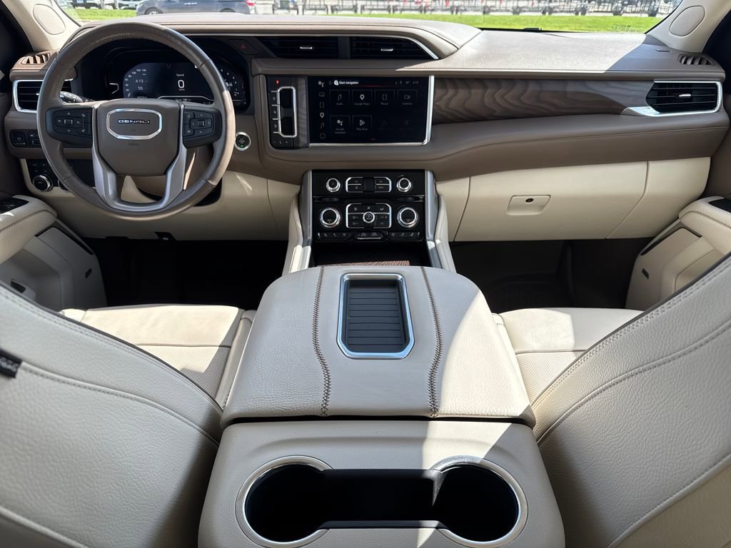 Certified 2023 GMC Yukon XL Denali AWD/4WD image 19