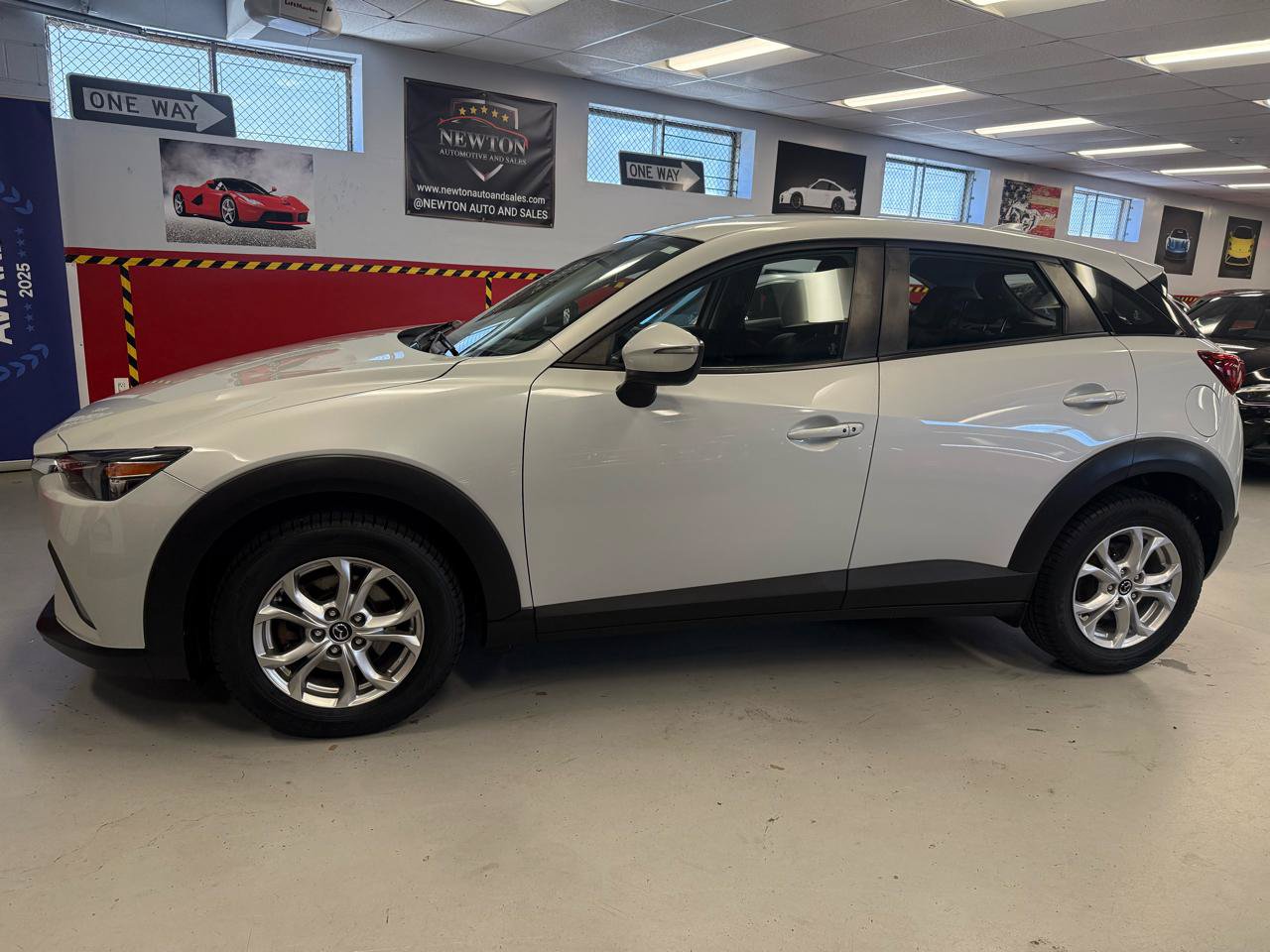 Used 2016 MAZDA CX-3 Touring AWD/4WD image 3