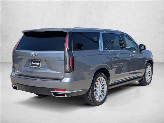 Used 2021 Cadillac Escalade ESV Premium Luxury w/ Driver Assist Tech Package AWD/4WD image 5